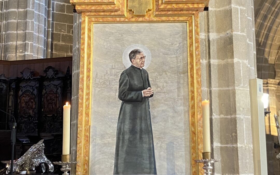 Monseñor Rico Pavés preside la celebración de San Josemaría Escrivá