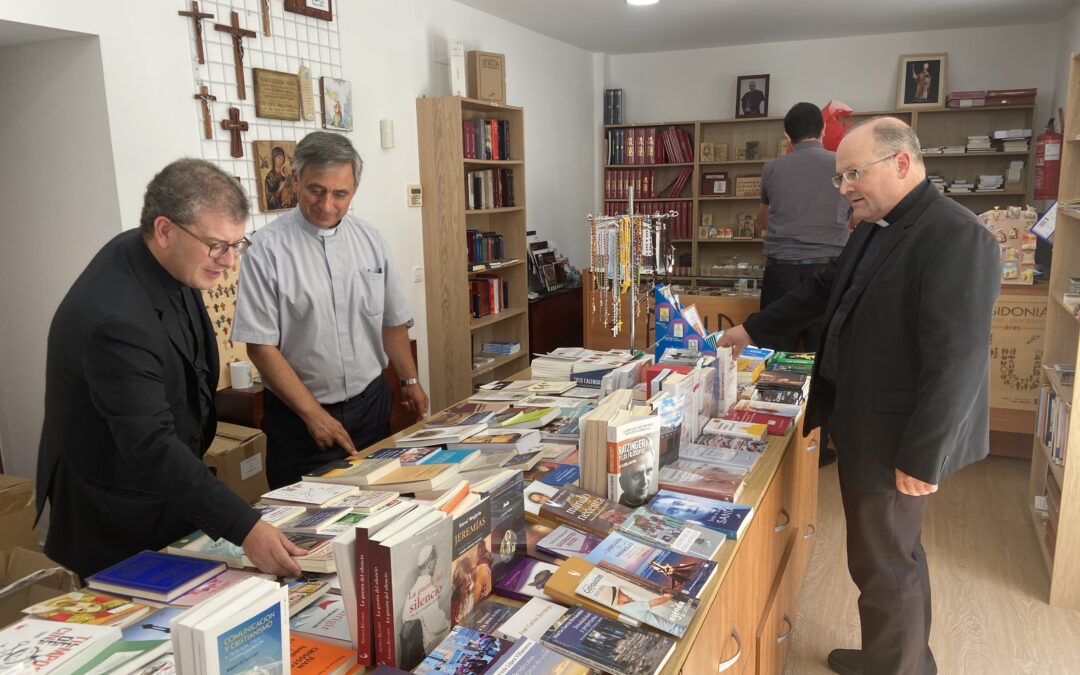 La Librería Diocesana, complemento perfecto para la Semana de Teología
