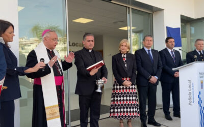 Monseñor Rico Pavés bendice la nueva comisaría de la Policía Local de Jerez