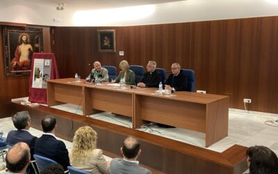 Presentación de la Comisión Ciudadana Pro-monumento Hermano Adrián