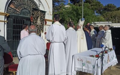 Monseñor Rico Pavés preside la Misa de romeros de la Hdad. de El Puerto de Santa María
