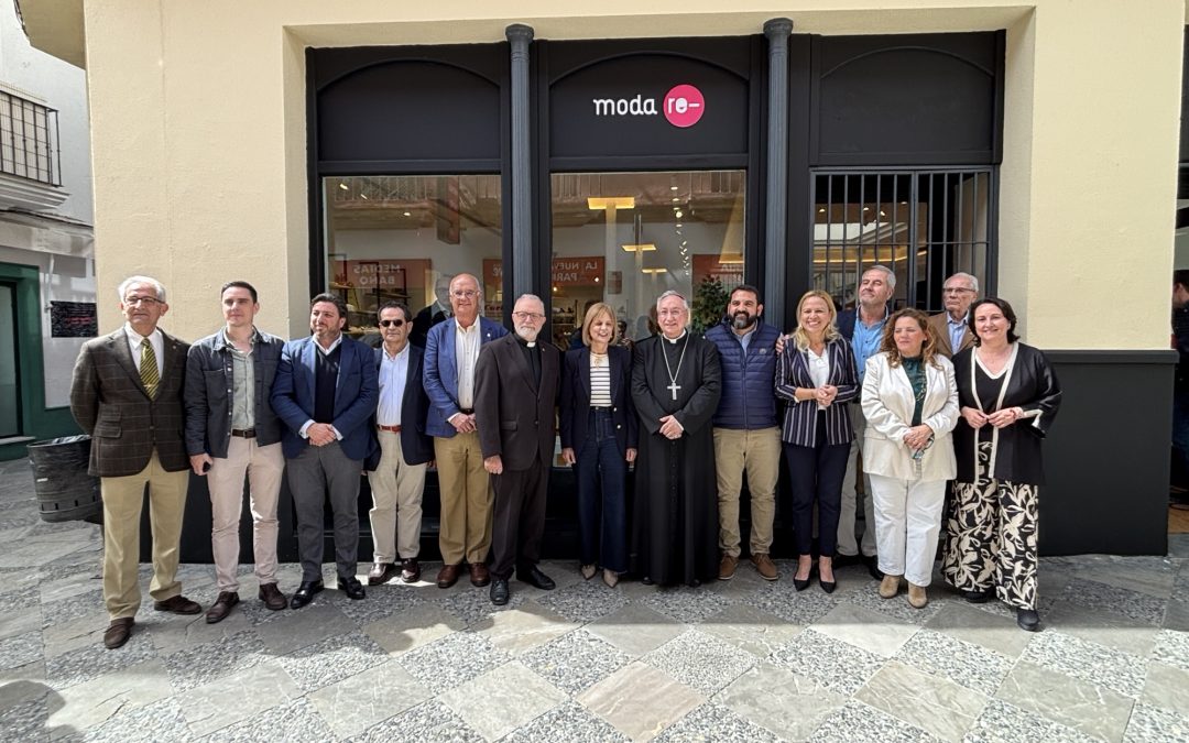 Cáritas Diocesana de Asidonia-Jerez apuesta por el reciclaje textil y abre una nueva tienda de Moda Re- en el centro de Jerez